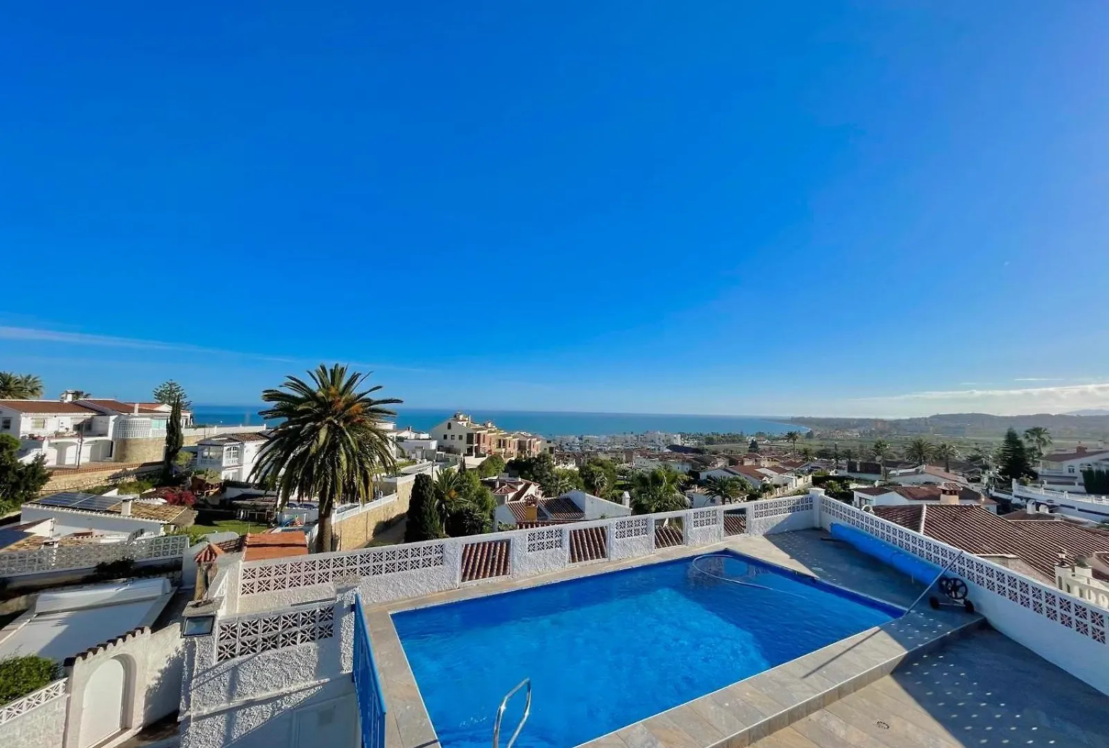 Terrasol Villa Independiente Vistas Unicas Y Piscina Privada كاليتا دي فيليز